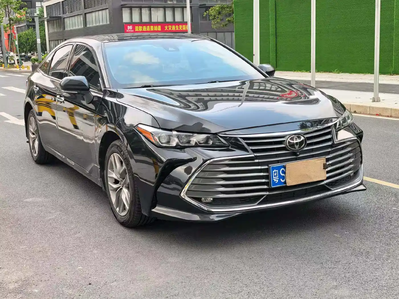 Toyota Avalon 2019 2.0L Luxury Edition (China VI) фото 3