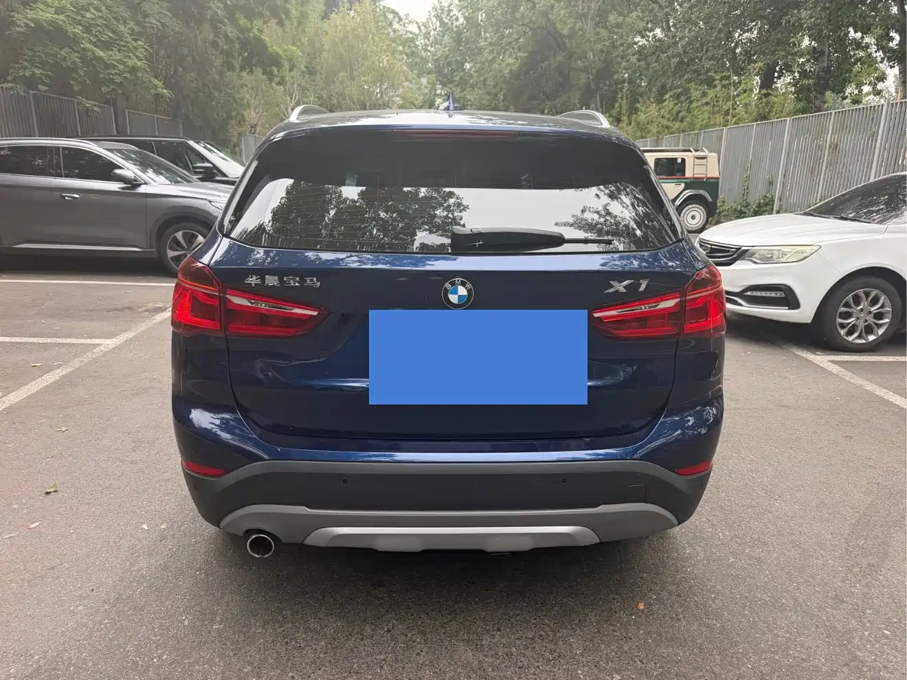 BMW X1 2018 sDrive18Li Premium Model фото 14