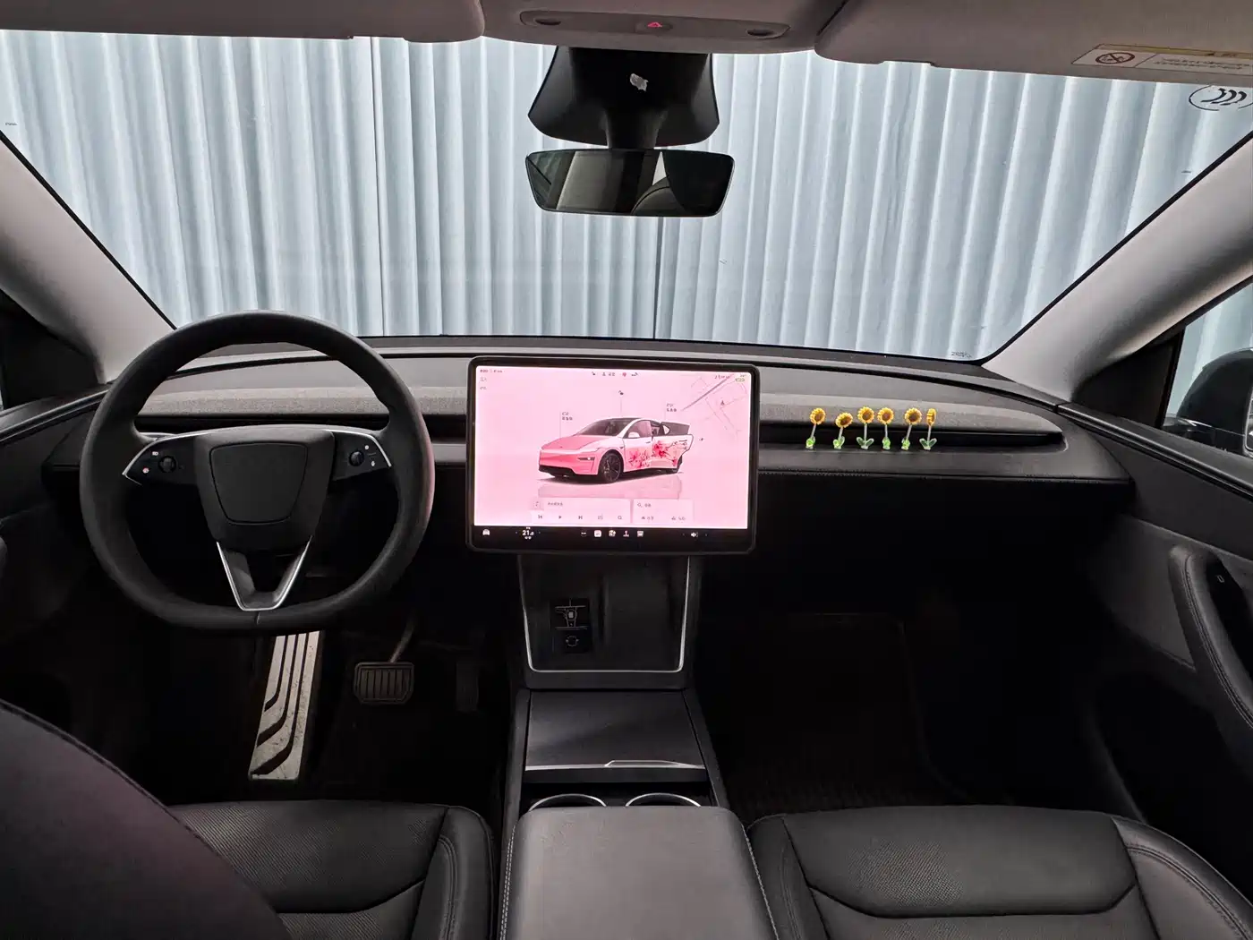 Tesla Model Y 2026 2025 Rear-Wheel Drive
