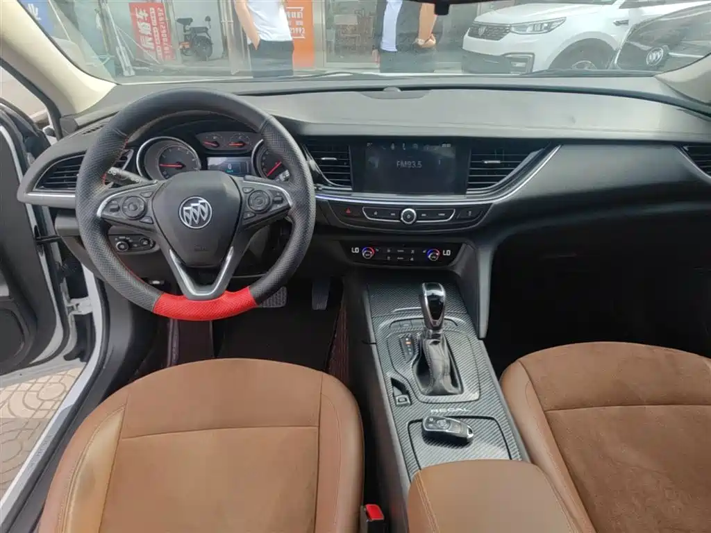 Buick Regal 2019 20T Elite China VI фото 10