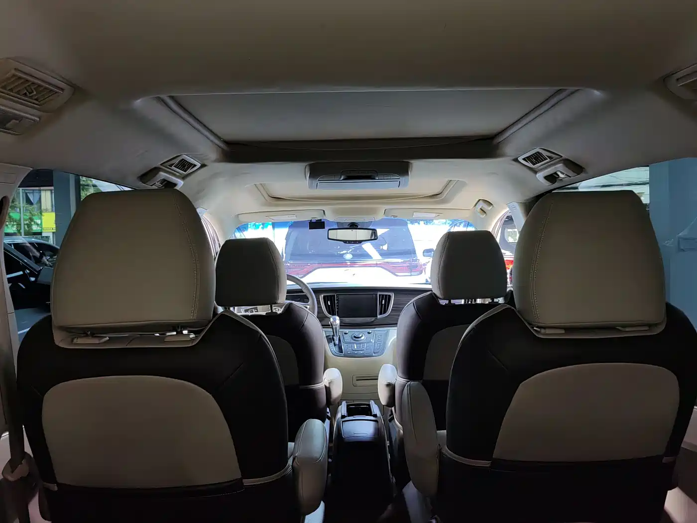 Buick GL8 2011 3.0L XT Luxury Business Flagship фото 15