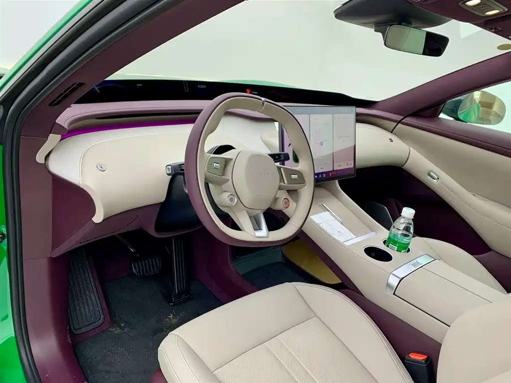 Xiaomi Auto Xiaomi YU7 2025 Extended Range RWD Edition фото 15