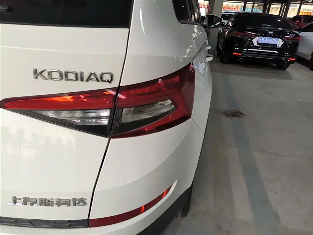 Škoda Kodiaq 2018 Facelift TSI330 5-seat 2WD Comfort Edition фото 8