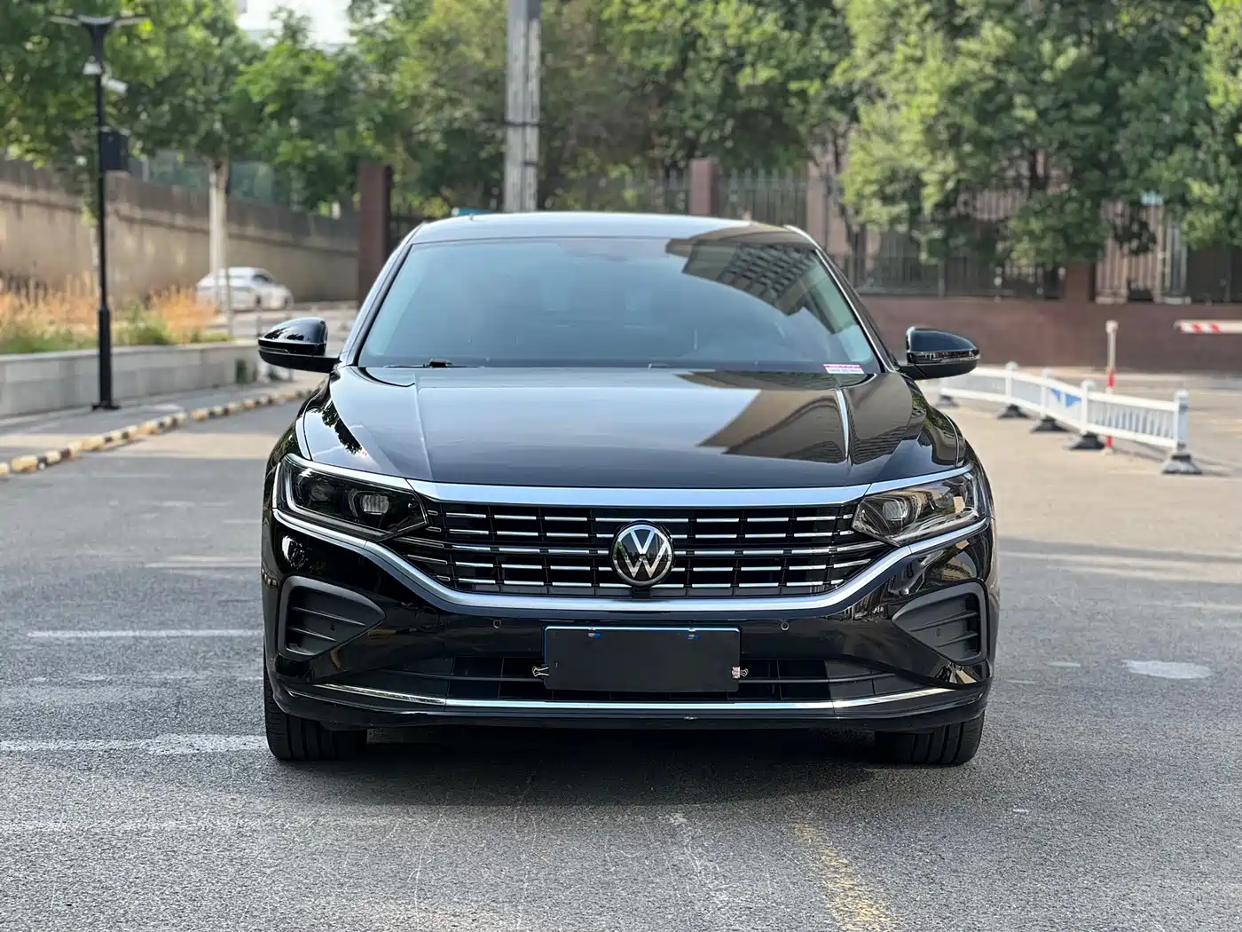 Volkswagen Passat 2024 330TSI Elite Edition фото 2