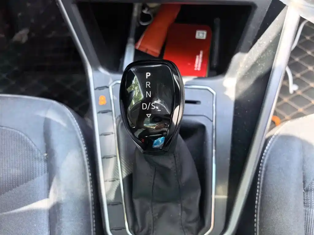 Volkswagen Polo 2019 Plus 1.5L Automatic Panorama Enjoyment Edition фото 7