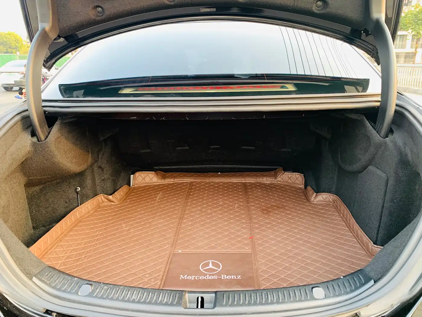 Mercedes-Benz E-Class 2021 Facelift E 300 L Premium фото 16