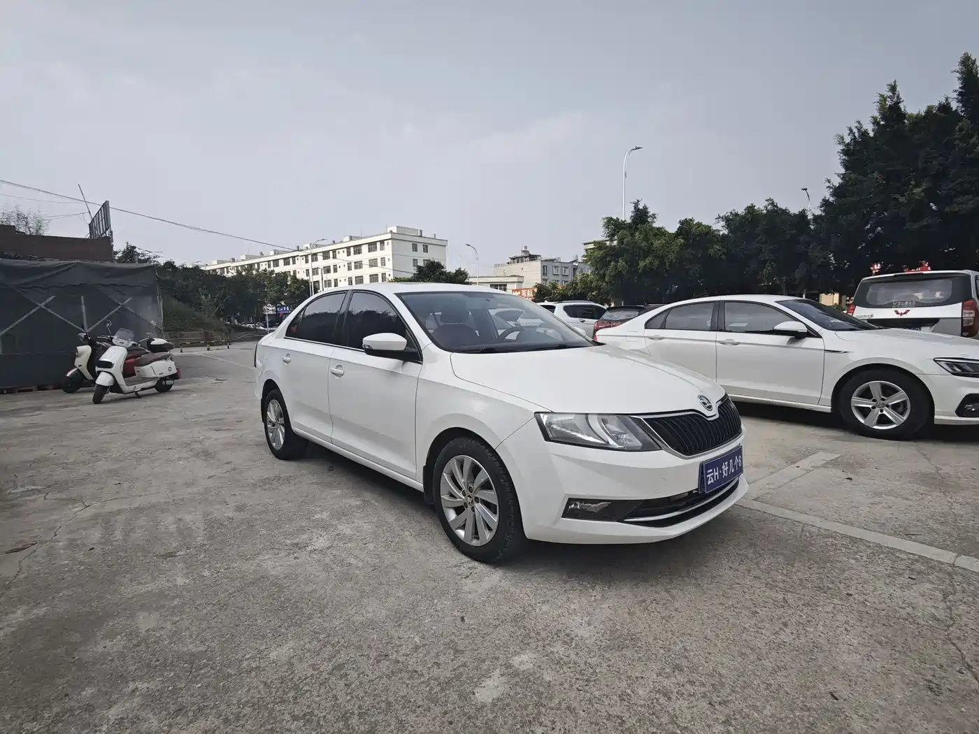 Škoda Rapid 2018 1.6L Manual Comfort Edition фото 3