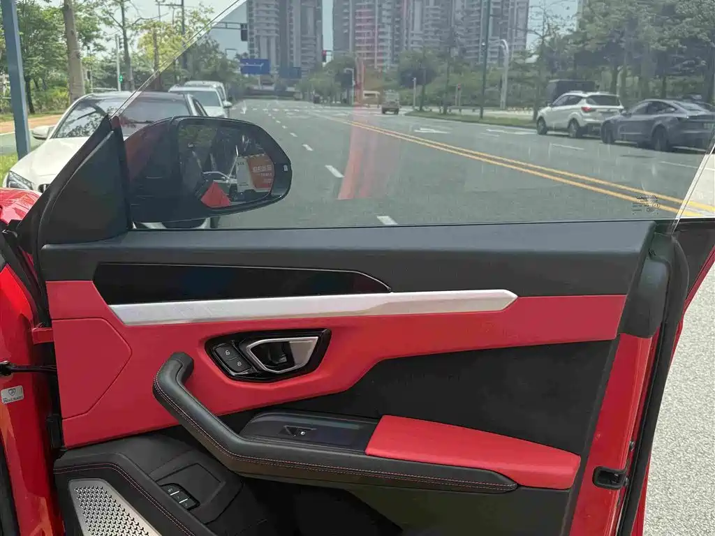 Lamborghini Urus 2019 2018 4.0T V8