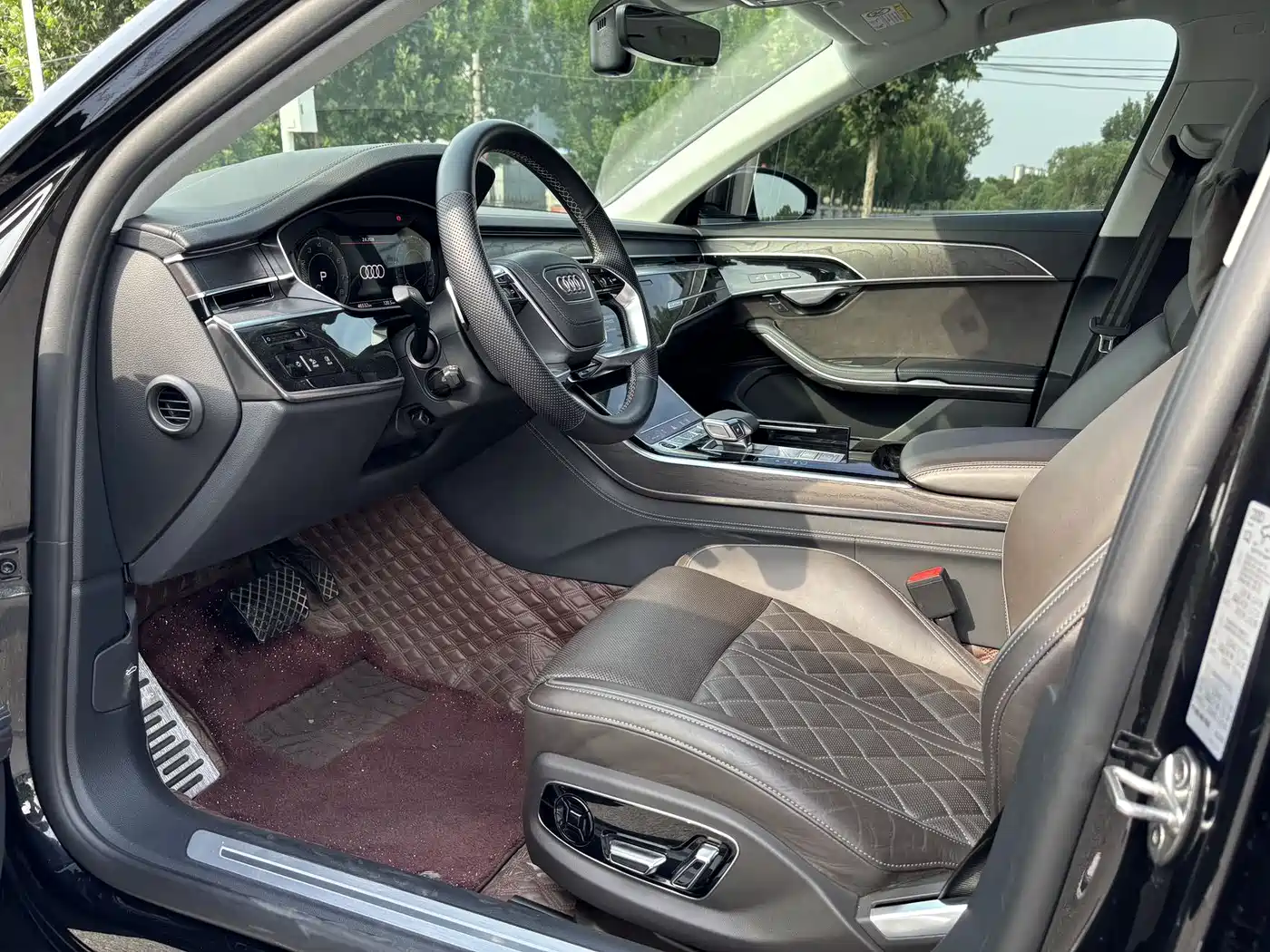 Audi A8 2024 Model A8L 50 TFSI quattro Premium Selection фото 5