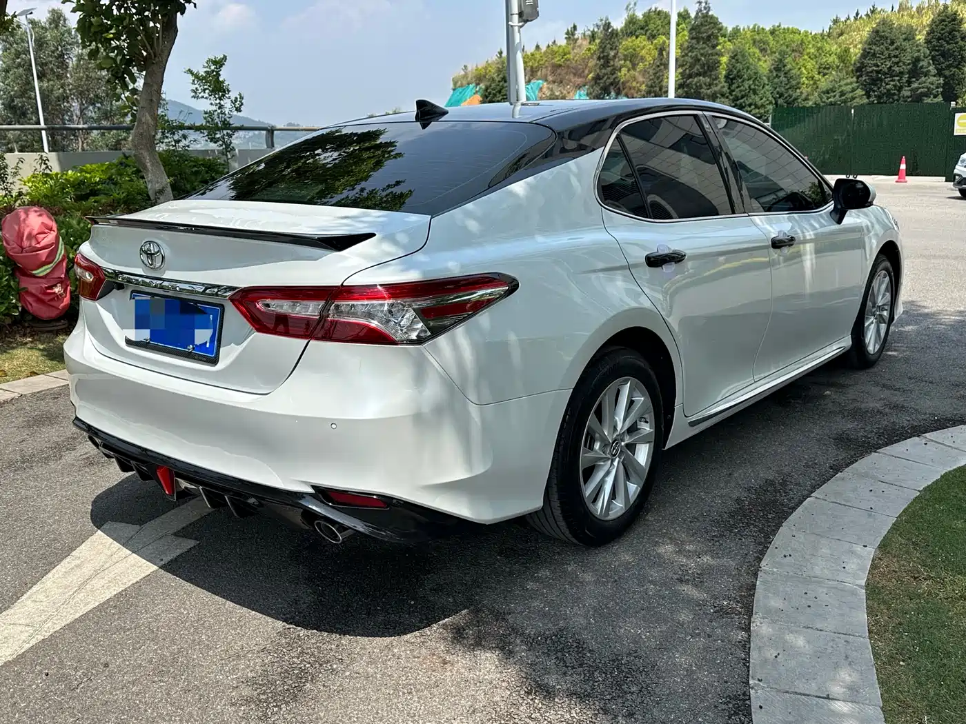 Toyota Camry 2023 2.0G Luxury Edition фото 6