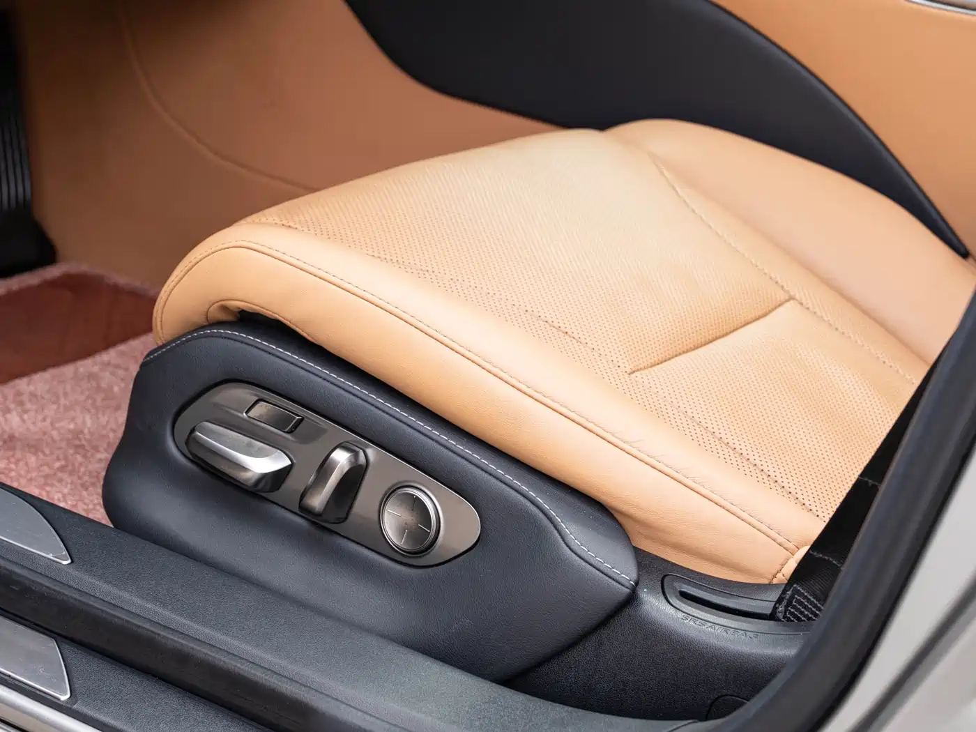 Lexus LS 2022 2021 500h Excellence Edition