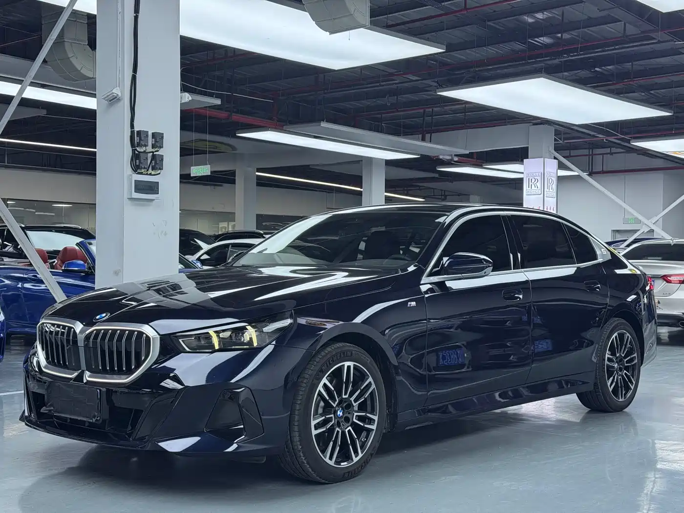 BMW 5 Series 2025 530Li Leading M Sport Package
