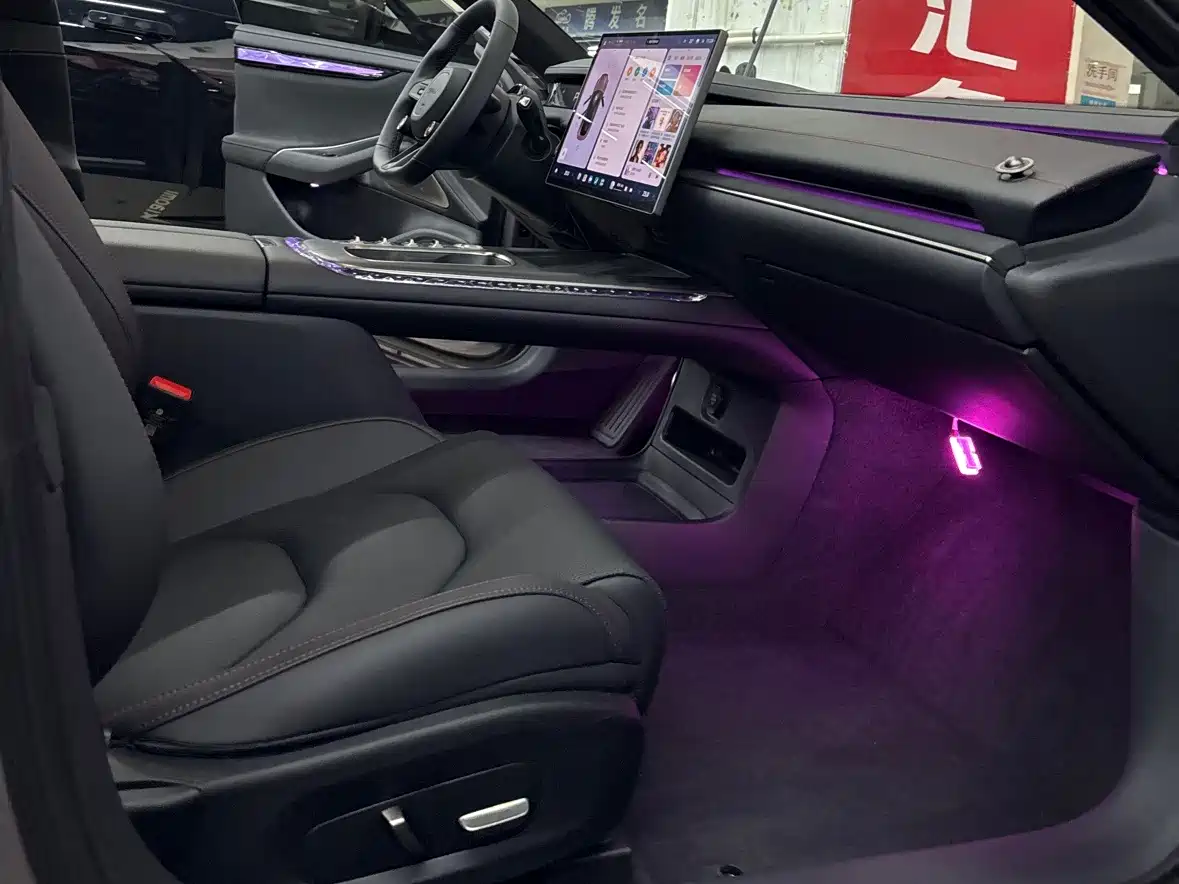 Xiaomi Auto Xiaomi SU7 2024 AWD Extended Range Advanced Smart Driving Max Edition фото 8