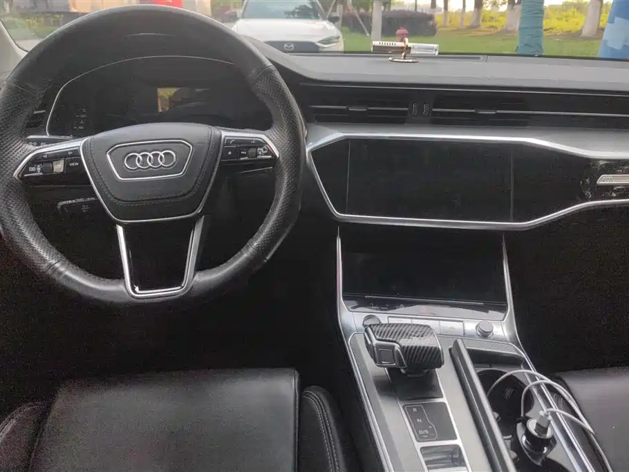 Audi A6L 2023 Facelift 45 TFSI Premium Dynamic фото 12