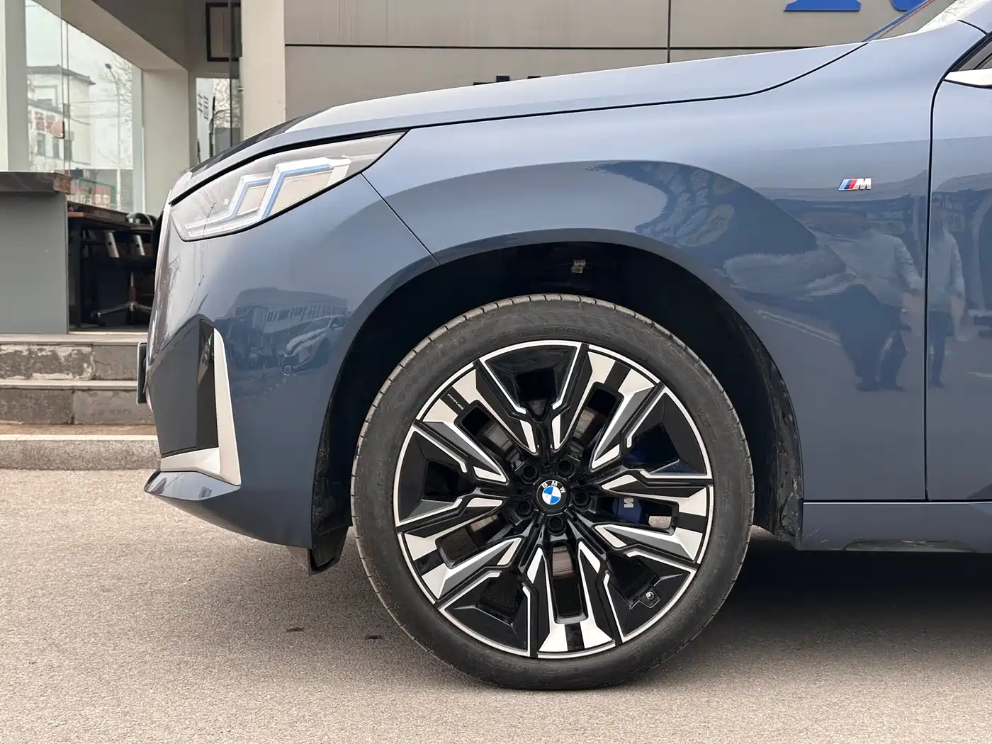 BMW X3 2025 xDrive30L Premium M Sport Package фото 3