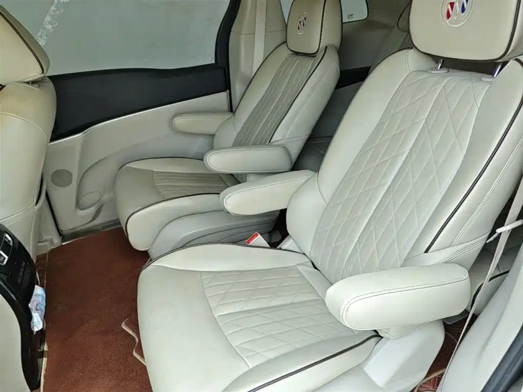 Buick GL8 2021 Land Business Class 652T Comfort фото 17
