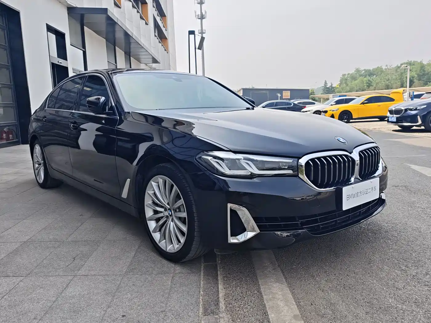 BMW 5-SERIES