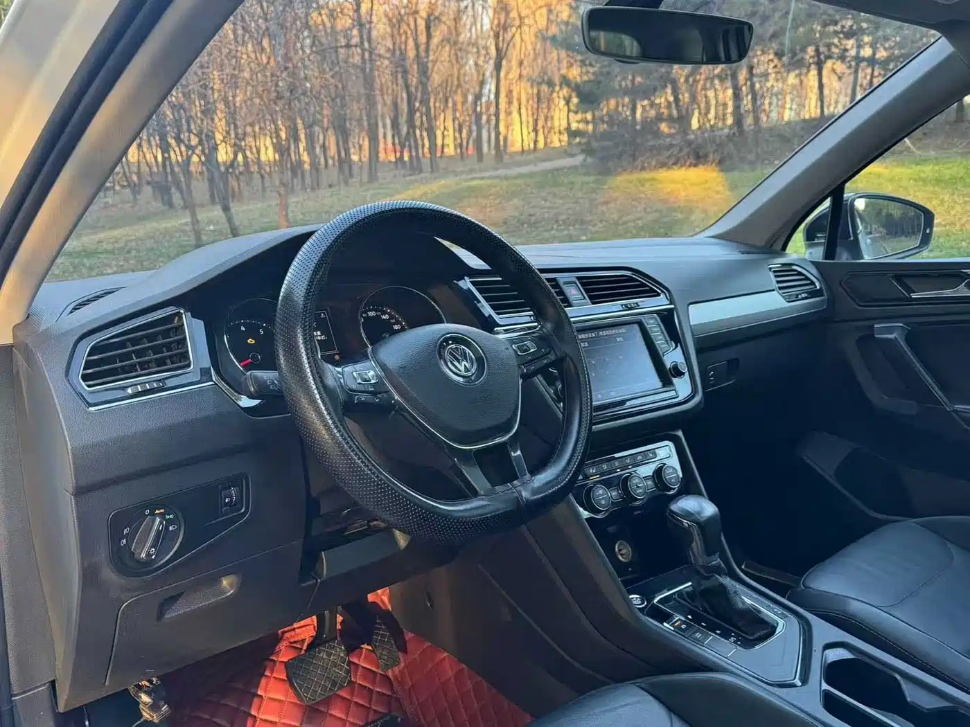 Volkswagen Tiguan L 2018 330TSI Automatic 2WD Luxury Edition фото 6