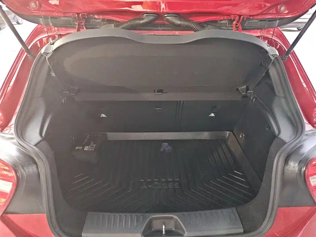 Mercedes-Benz A-Class (Import) 2015 A 180 фото 19
