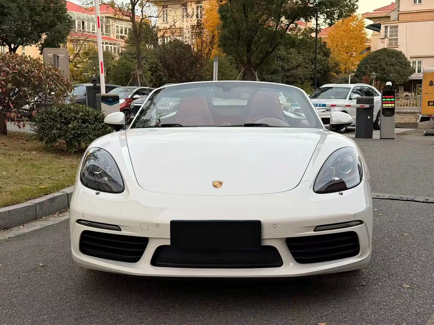 Porsche 718 2016 Boxster 2.0T фото 3