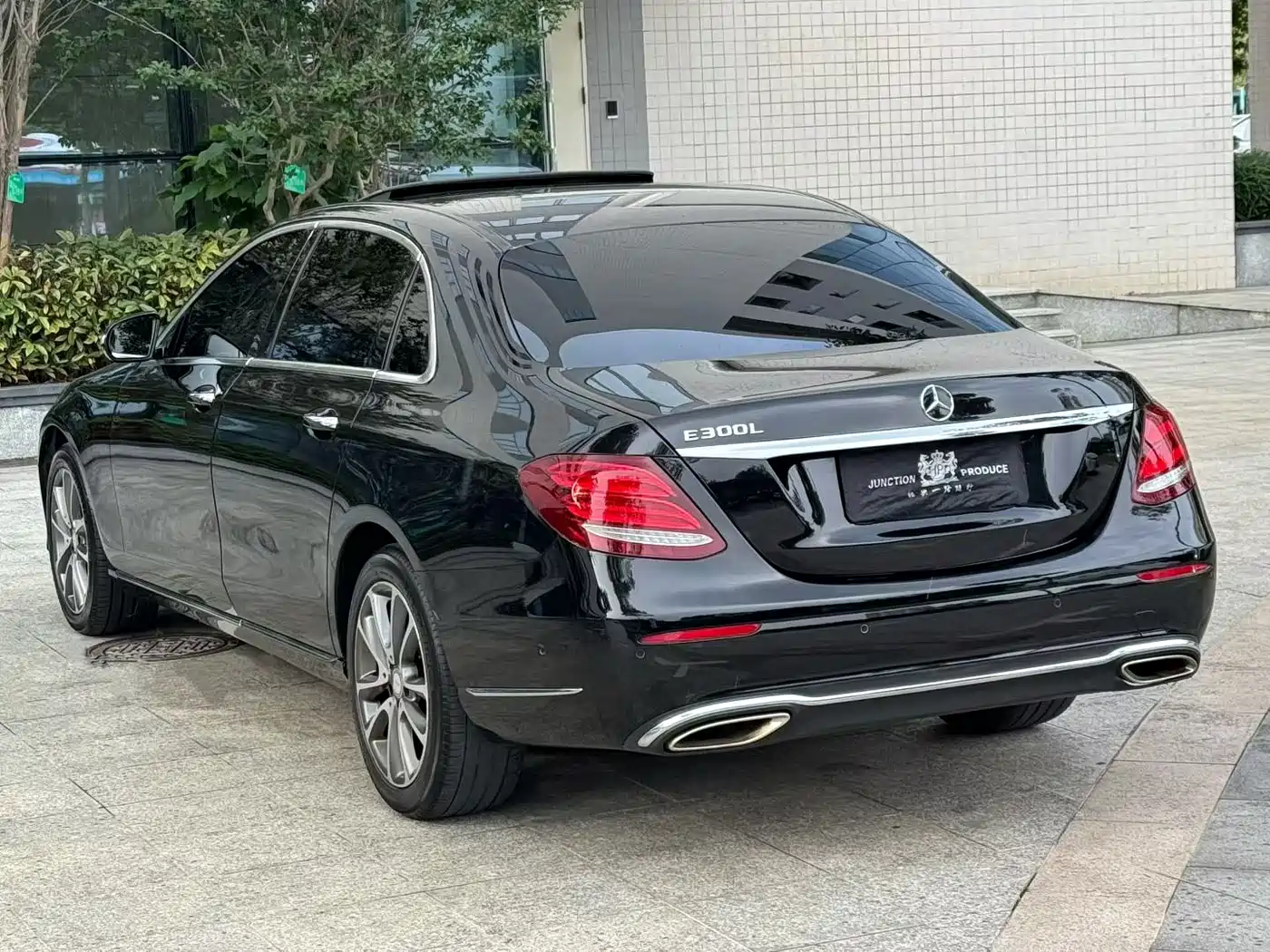 Mercedes-Benz E-Class 2016 E 300 L Sport Fashion Type фото 3