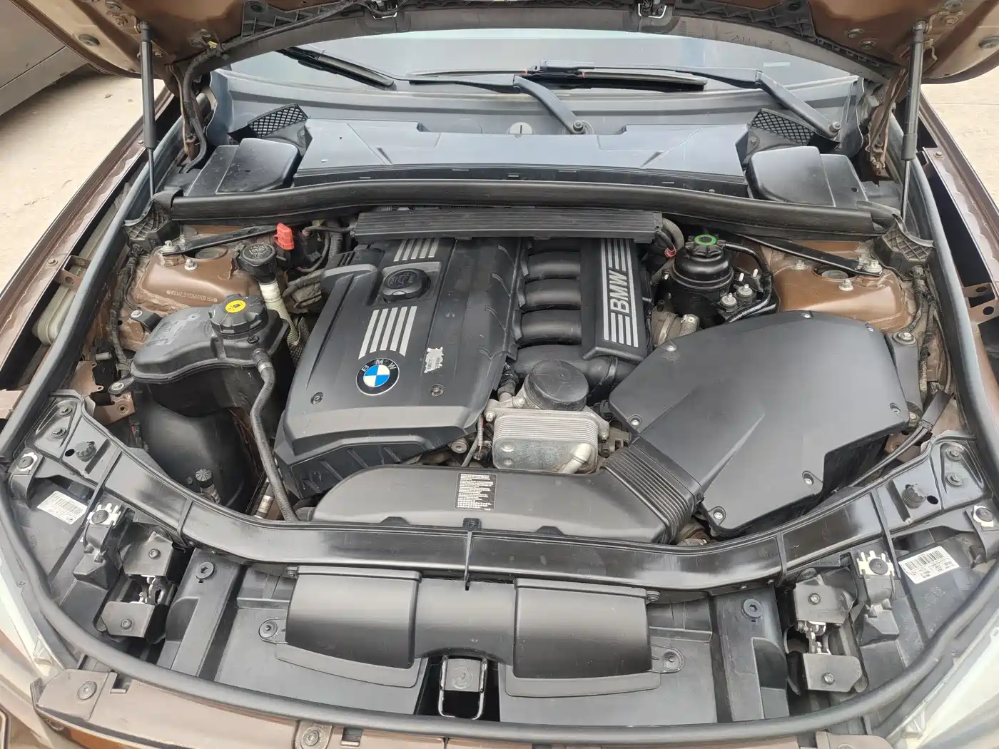 BMW X1 (Import) 2010 xDrive25i фото 20
