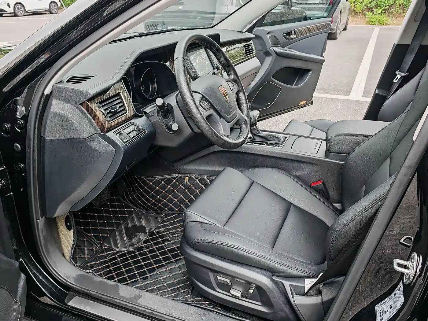 Hongqi H7 2021 1.8T Comfort Edition фото 9