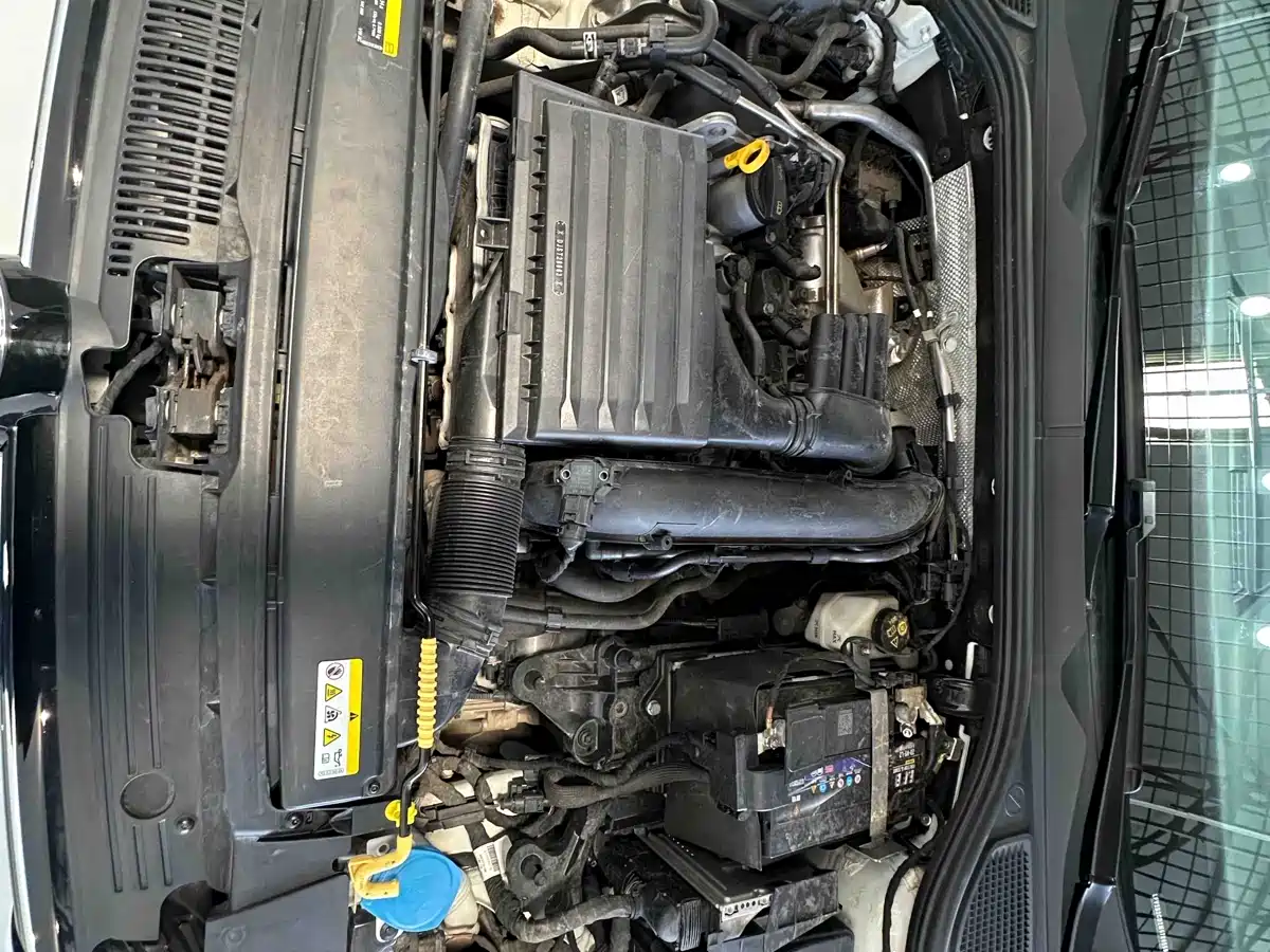 Volkswagen Golf 2021 280TSI DSG R-Line фото 26