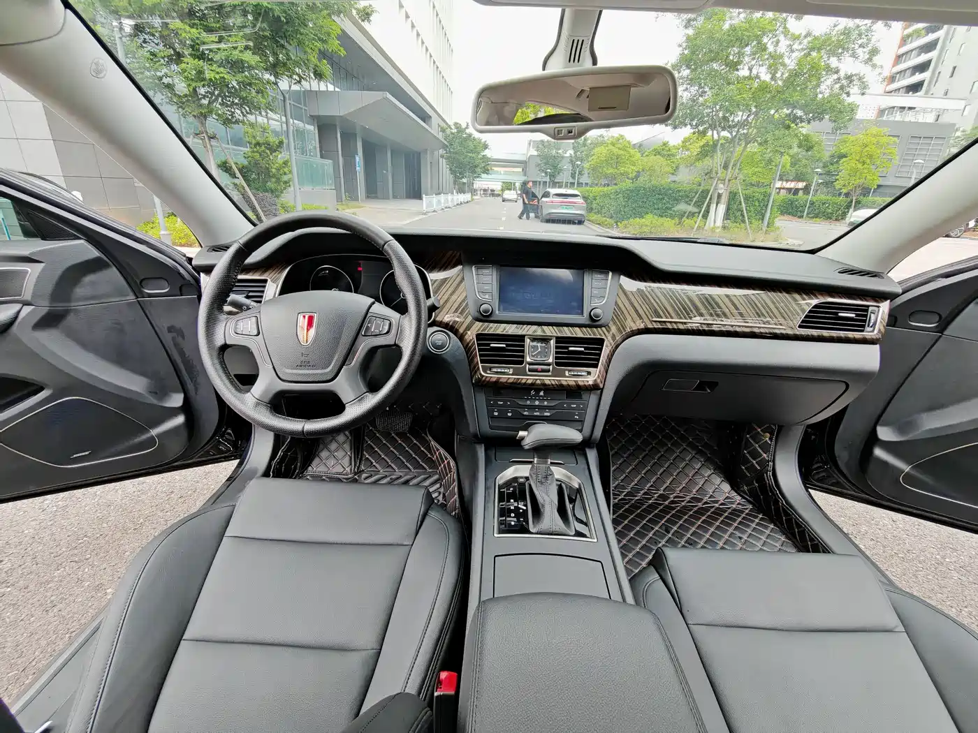 Hongqi H7 2021 1.8T Comfort Edition фото 5