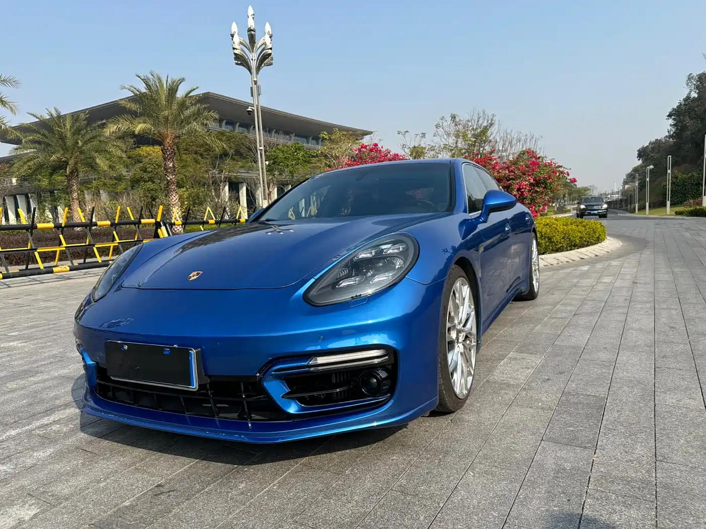 Porsche Panamera 2014 Panamera Executive 3.0T фото 3