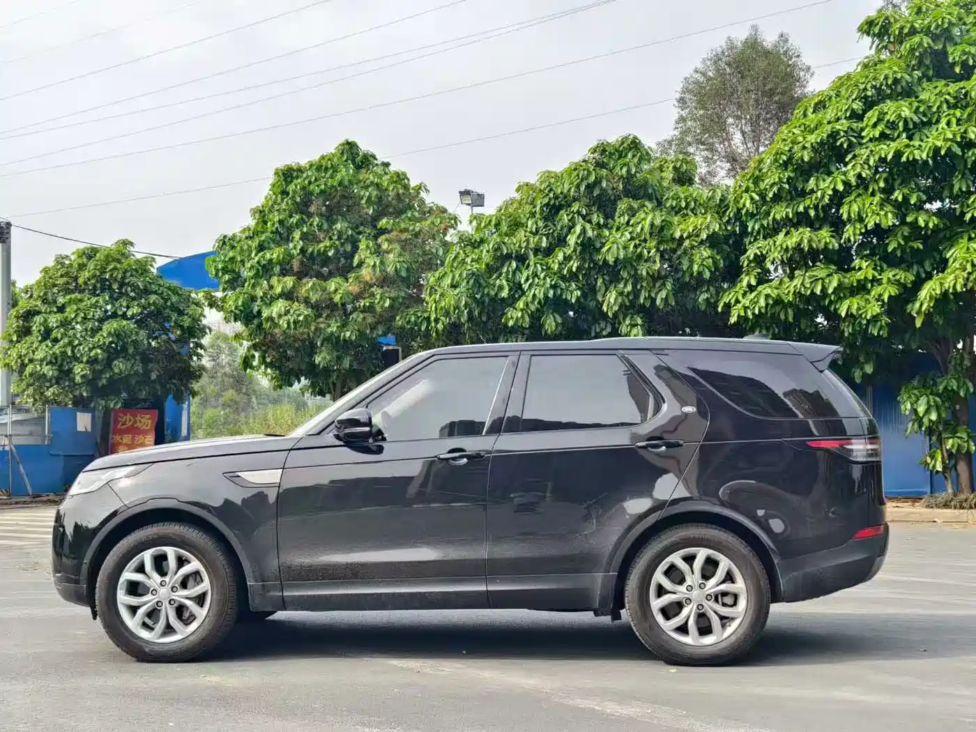 Land Rover Discovery 2020 3.0 SC V6 SE фото 3