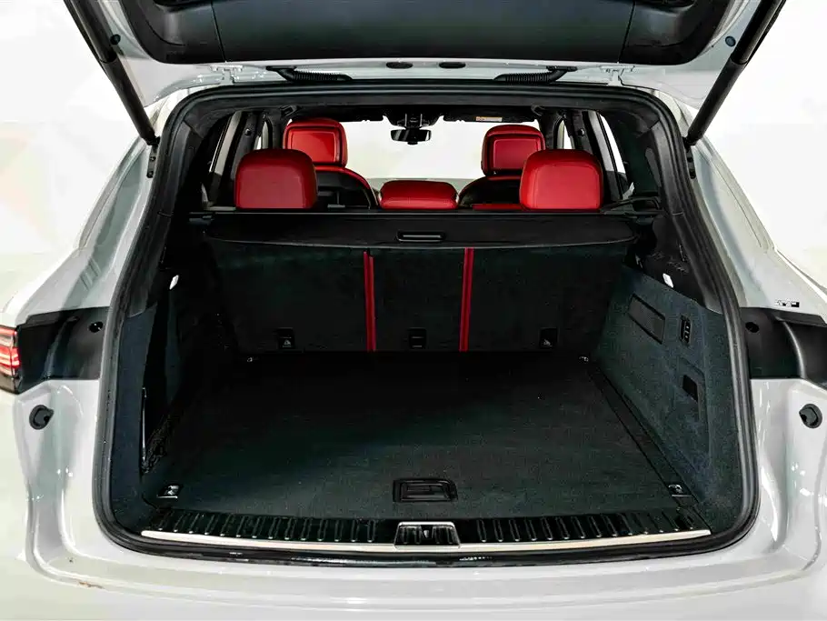 Porsche Cayenne New Energy 2023 2023 Cayenne E-Hybrid 2.0T Platinum Edition