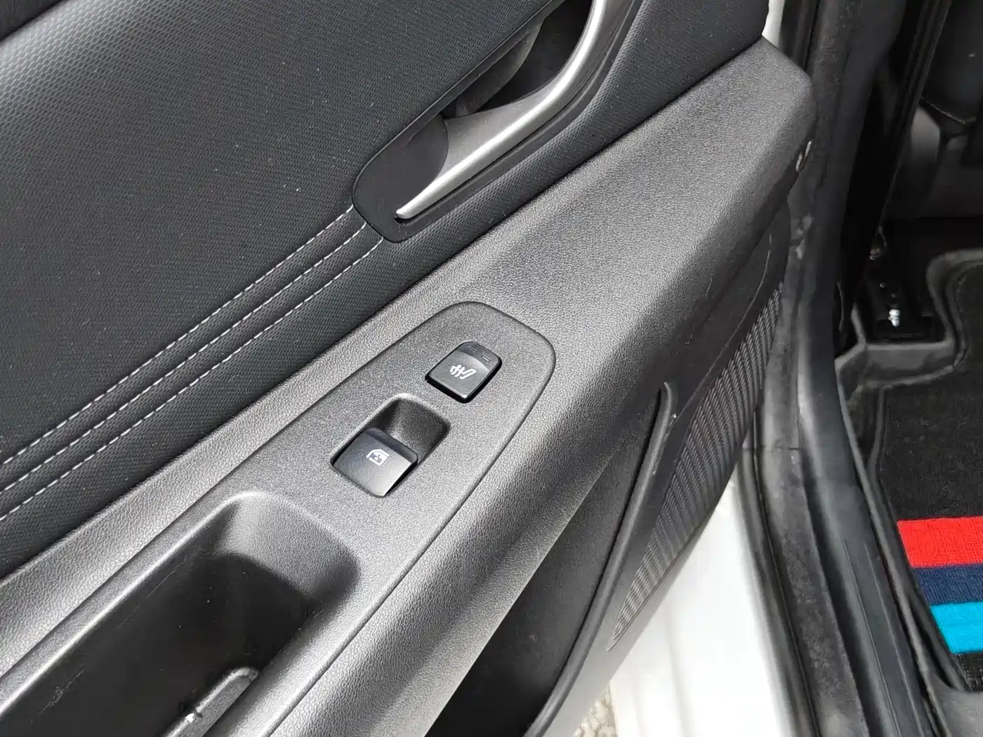 Hyundai Elantra 2023 1.5L CVT TOP Flagship Edition фото 10