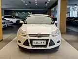 Фото 3 - Ford Focus
