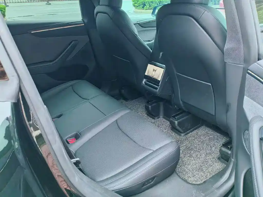 Tesla Model Y 2026 2026 Long Range Rear-Wheel Drive