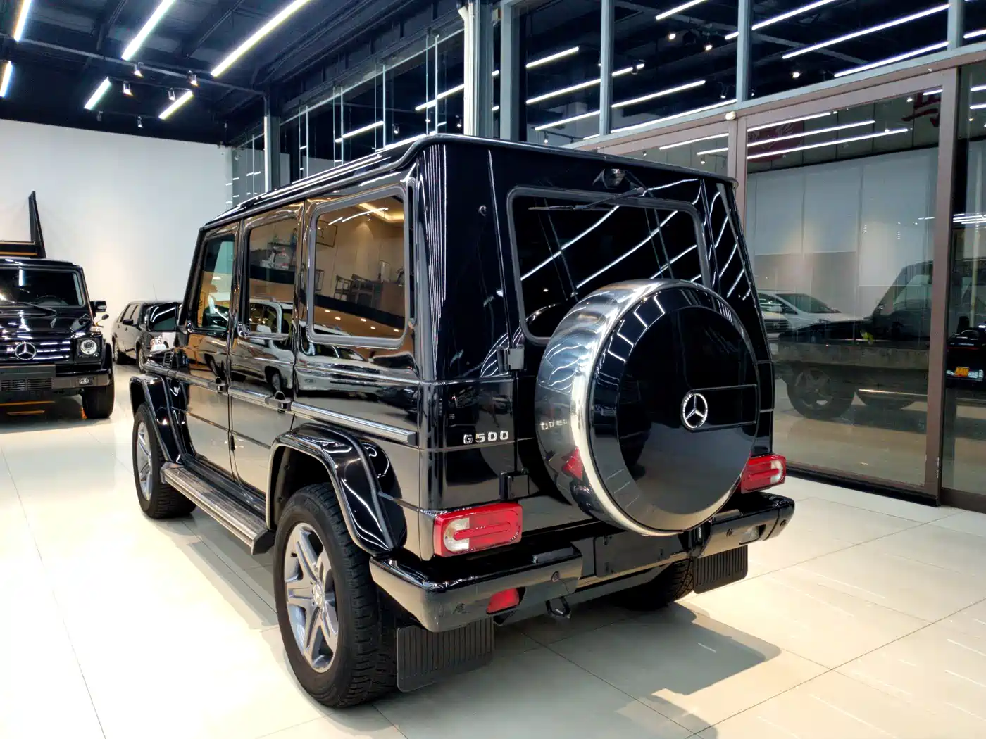 Mercedes-Benz G-Class 2018 G 500 designo Masterpiece Collector's Edition фото 4