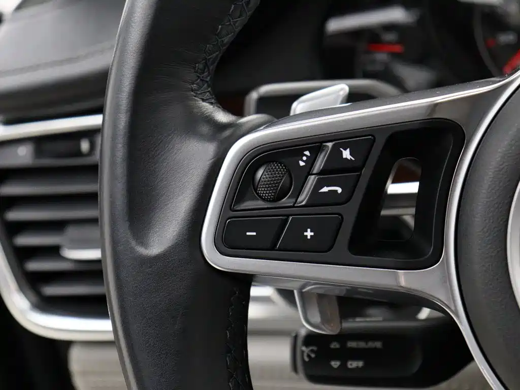 Porsche Panamera 2011 2010 Porsche Panamera Turbo 4.8T