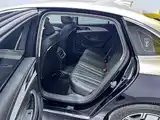 Фото 17 - Hongqi H5