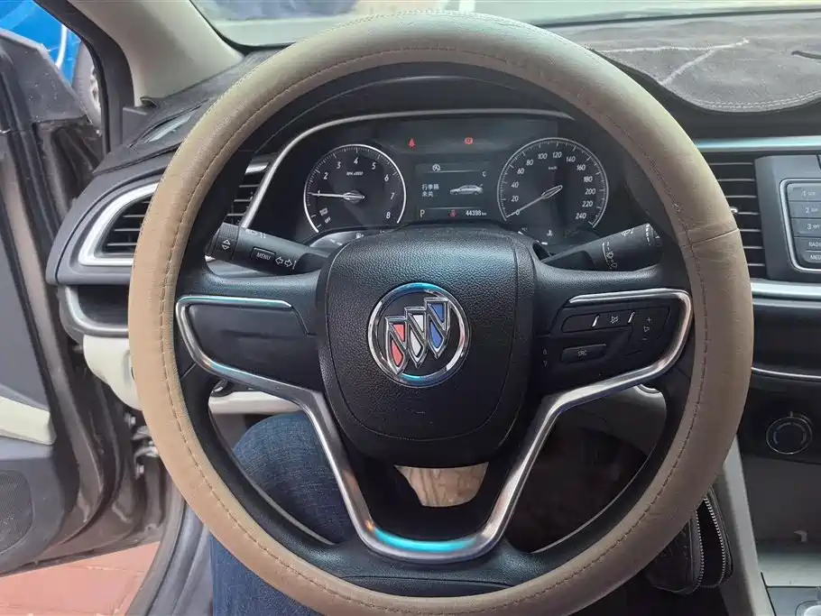 Buick Excelle 2015 15N Automatic Elite фото 15