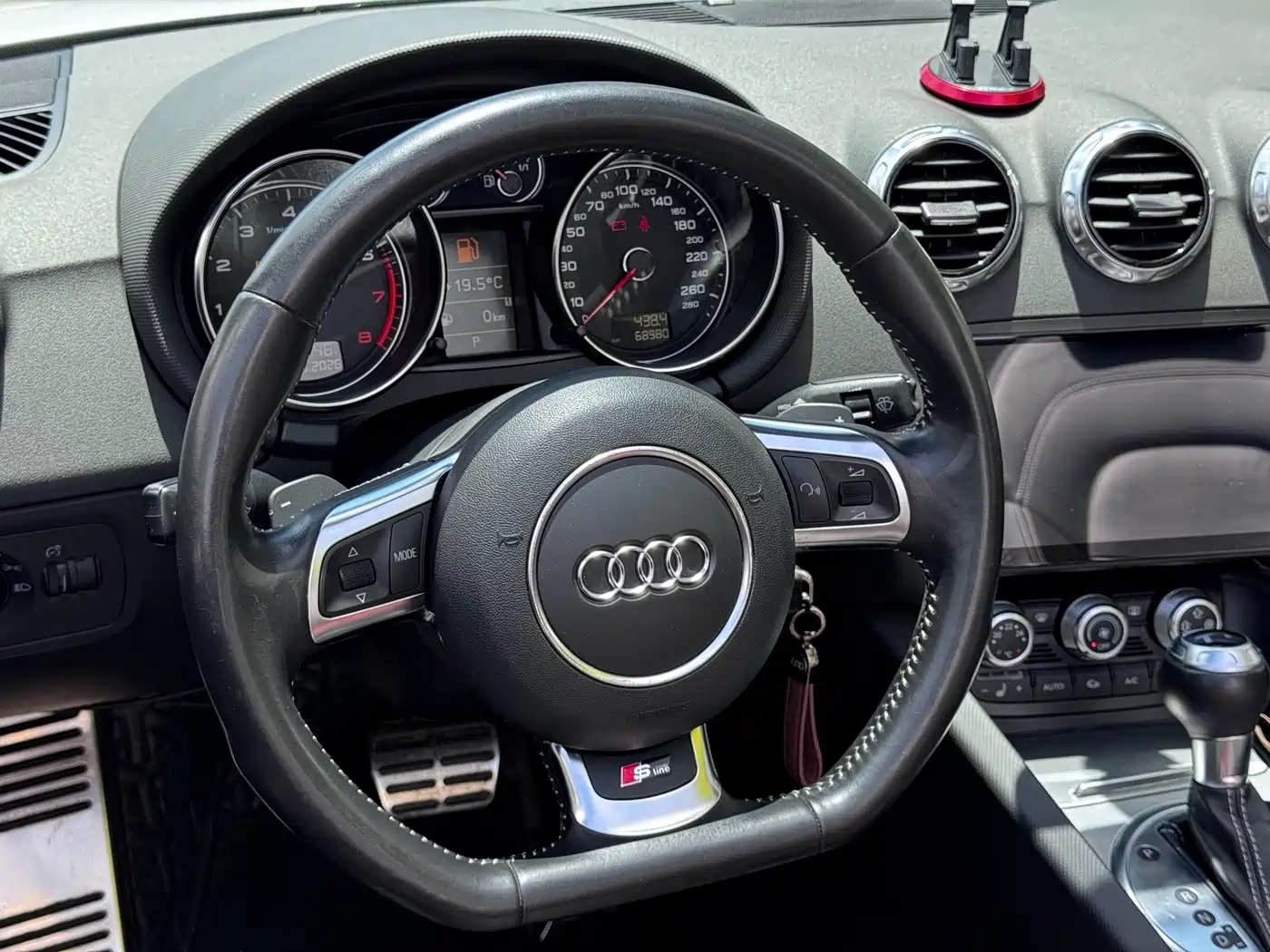 Audi TT 2013 TT Roadster 45 TFSI фото 17