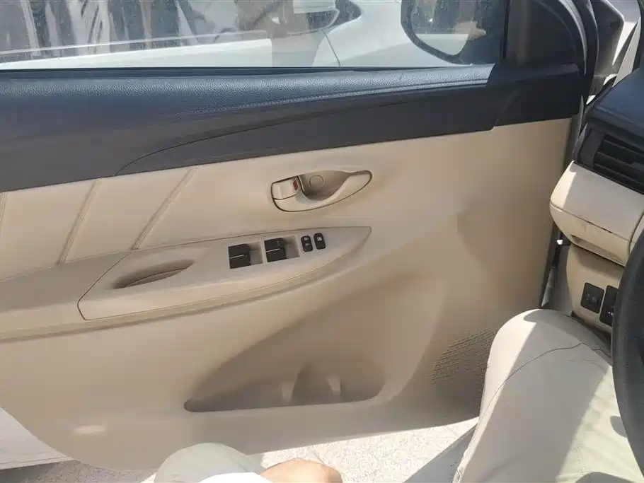 Toyota Vios 2017 1.5L CVT Pioneer фото 7