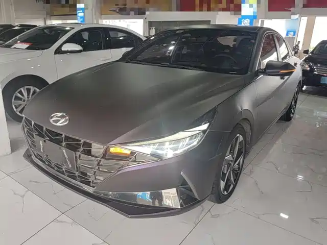 Hyundai Elantra 2021 1.5L CVT LUX Premium Edition
