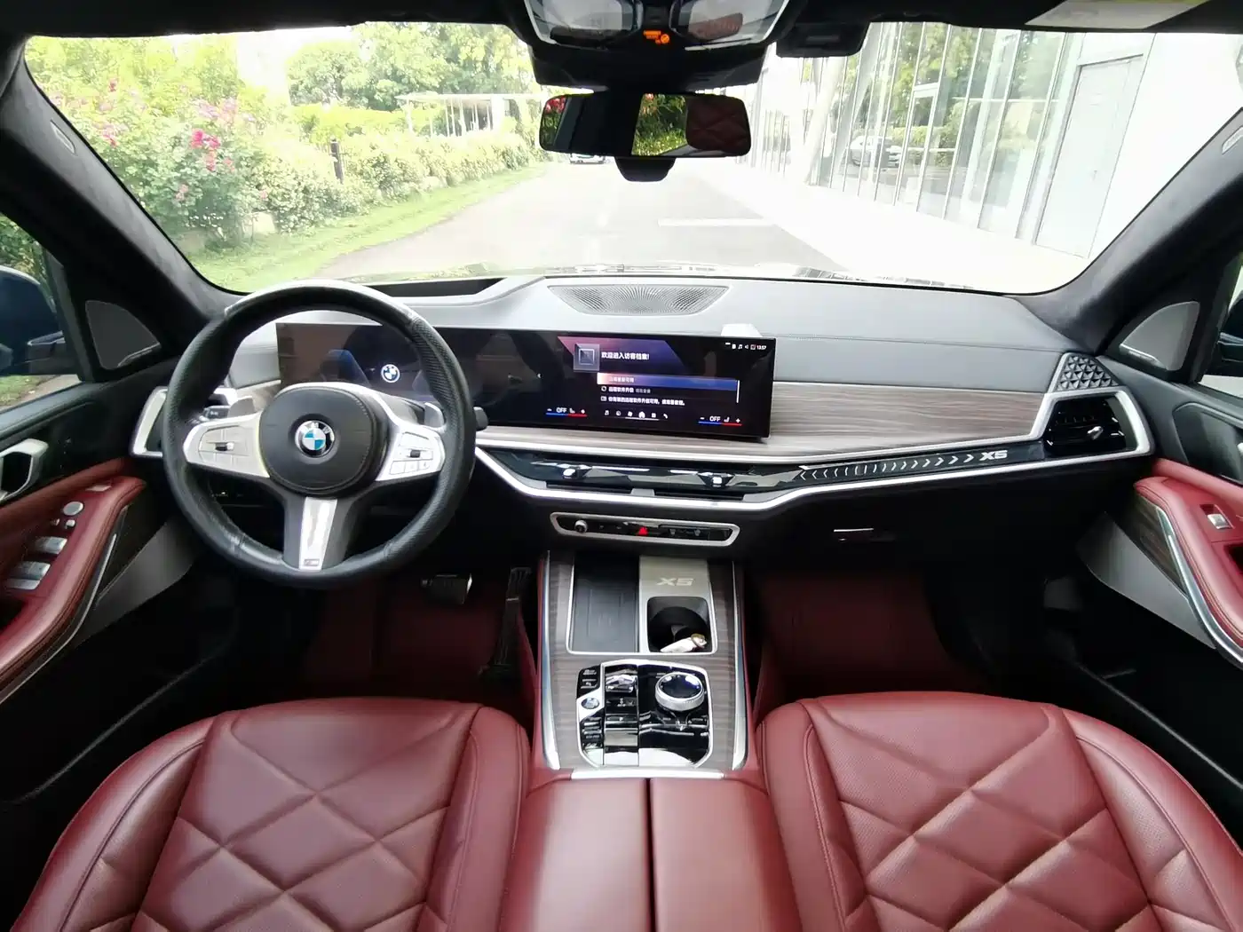 BMW X5 2023 xDrive 40Li M Sport Black Night Package фото 22