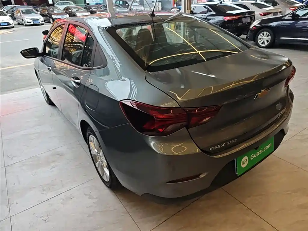Chevrolet Cavalier 2020 325T Automatic Joy Edition фото 5