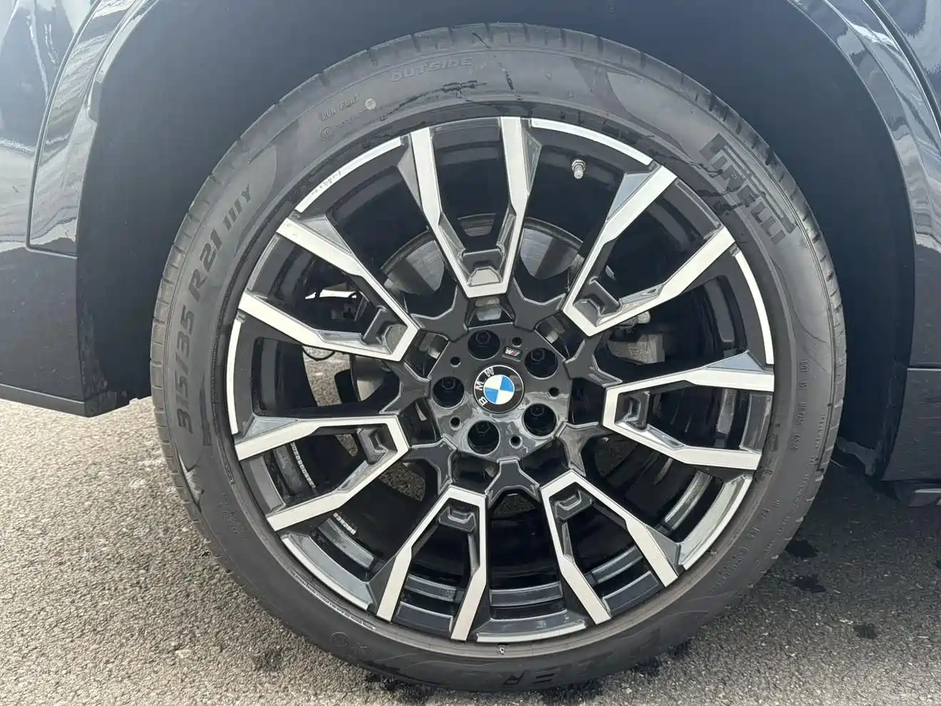 BMW X5 2023 xDrive 40Li M Sport Black Night Package фото 7