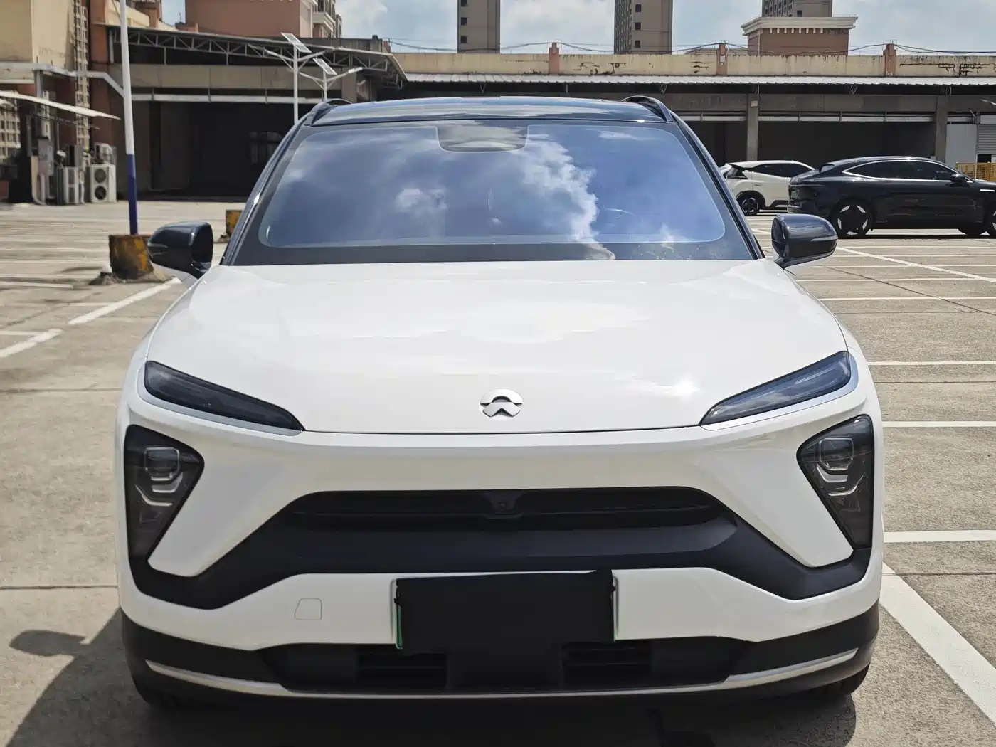 Фото 2 - NIO ES6