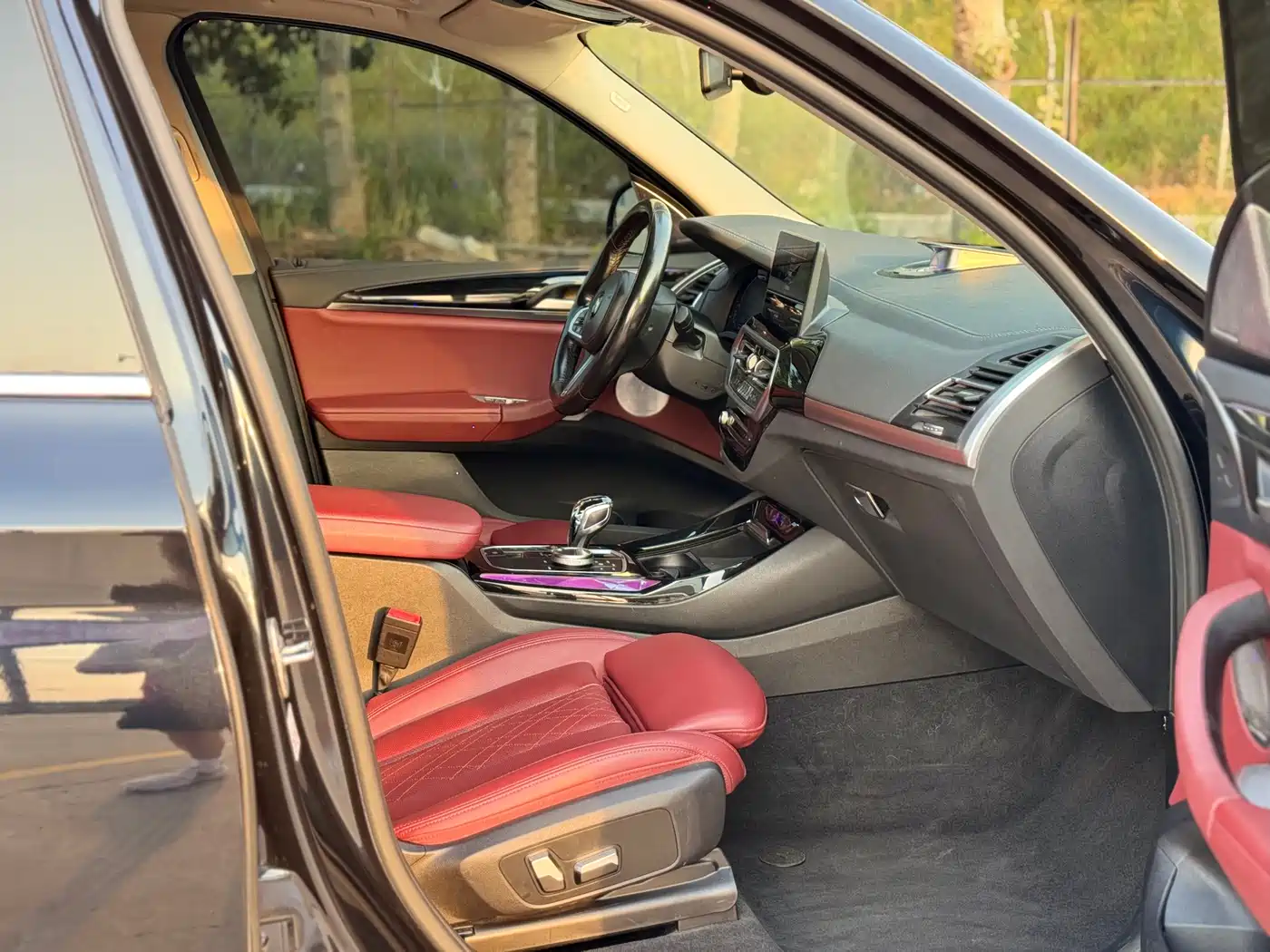 BMW iX3 2022 Leading Edition фото 11