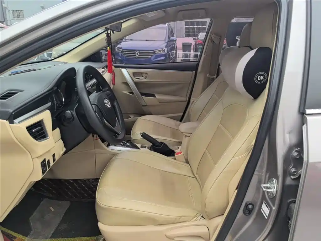 Toyota Corolla 2017 1.2T CVT GL фото 11