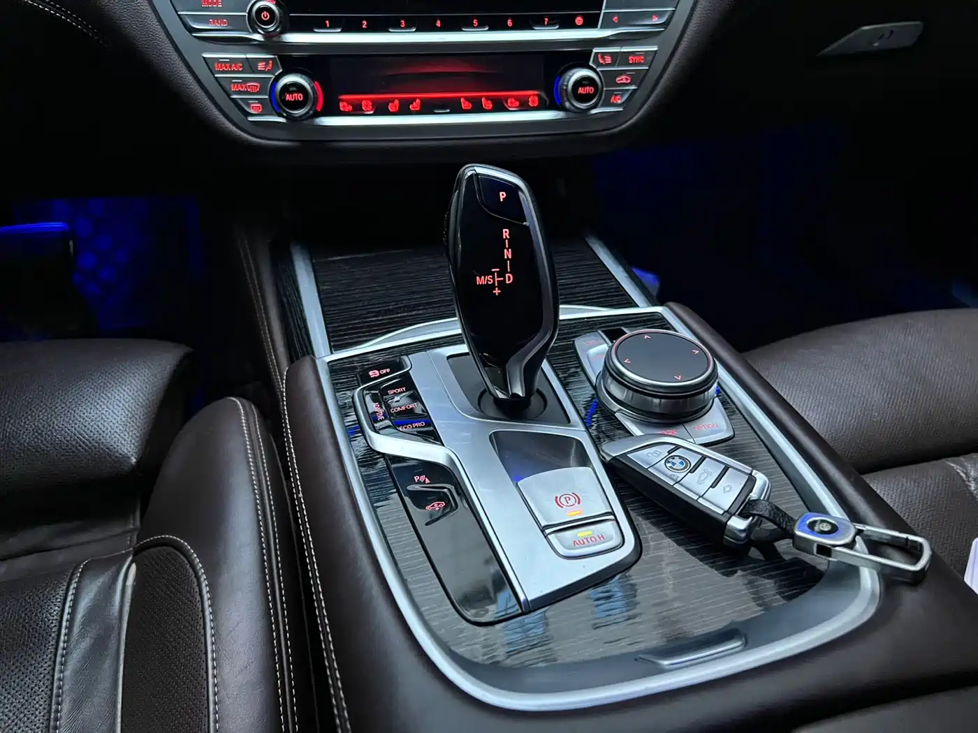 BMW 7 Series 2019 Facelift 730Li M Sport Package фото 12