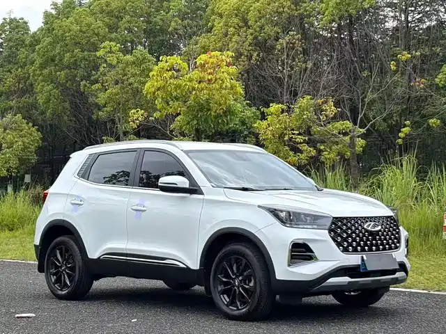 Chery Tiggo 5x 2025 1.5L CVT Excellence Edition — фото 3